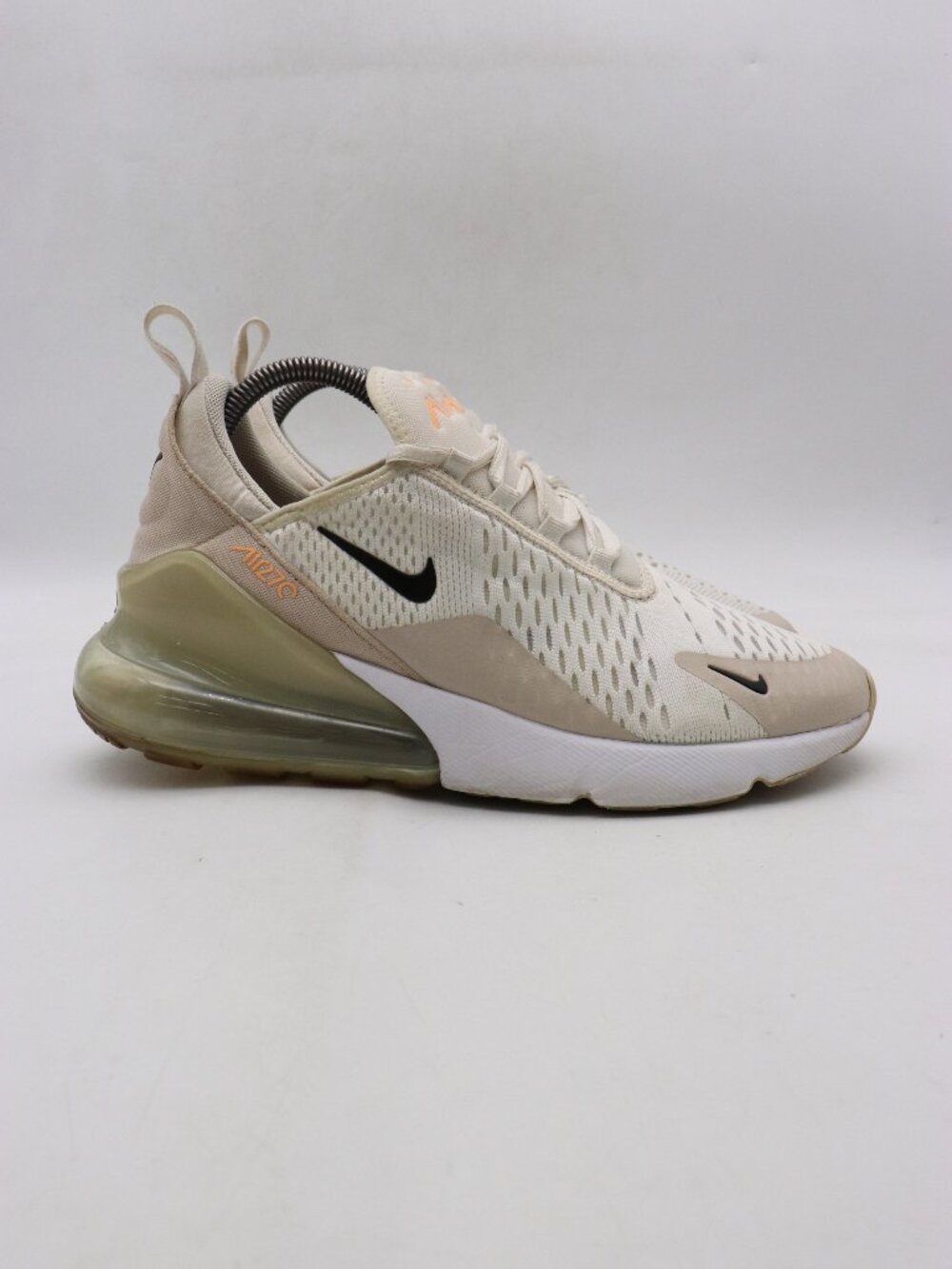 Nike Air Max 270 Shoes Women's 9.5 Desert Sand Tan Cushioned Sneakers DH3050-100